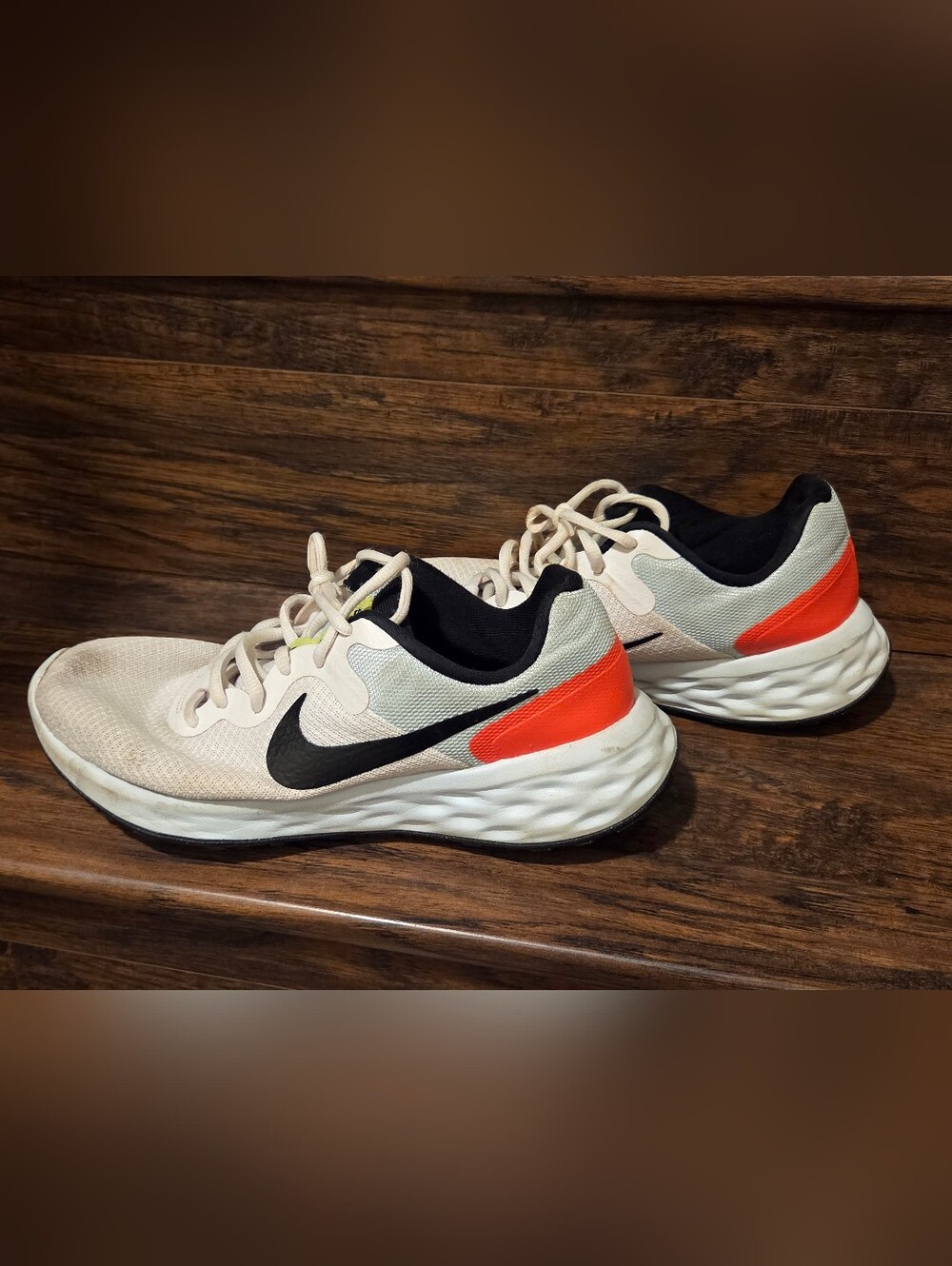 Nike Womens Revolution 6  White Glacier Blue Running Sneakers Size 9.5.